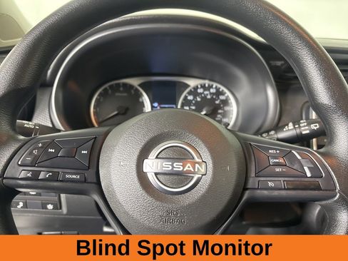 Used 2024 Nissan Kicks S image 12