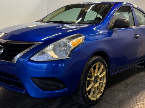 Used 2015 Nissan Versa S Plus FWD image 2