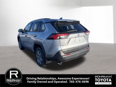 New 2025 Toyota RAV4 XLE image 5