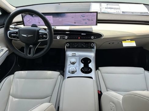 New 2026 Genesis GV70 2.5T Advanced AWD/4WD image 18