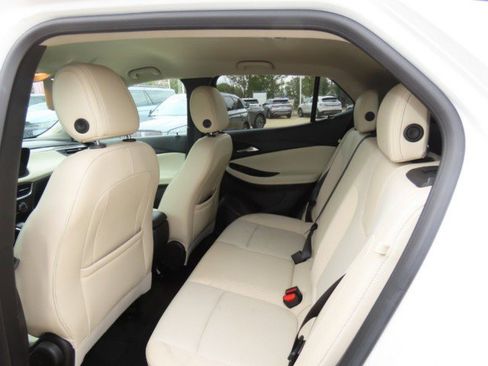 Used 2024 Buick Encore GX Preferred image 15