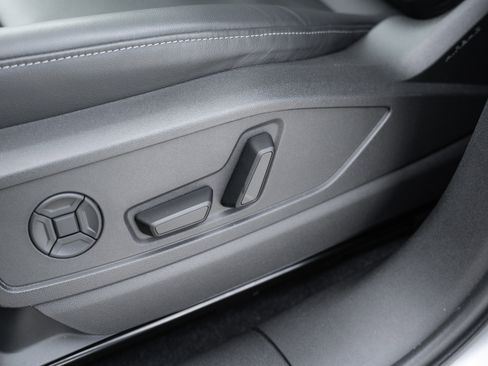 Certified 2025 Audi Q5 Premium Plus w/ Premium Plus image 22