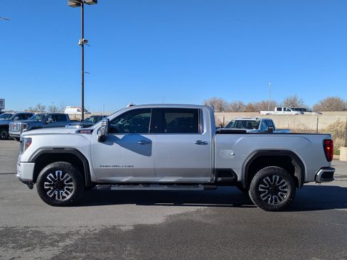 Certified 2023 GMC Sierra 3500 Denali w/ Denali Ultimate Package image 3