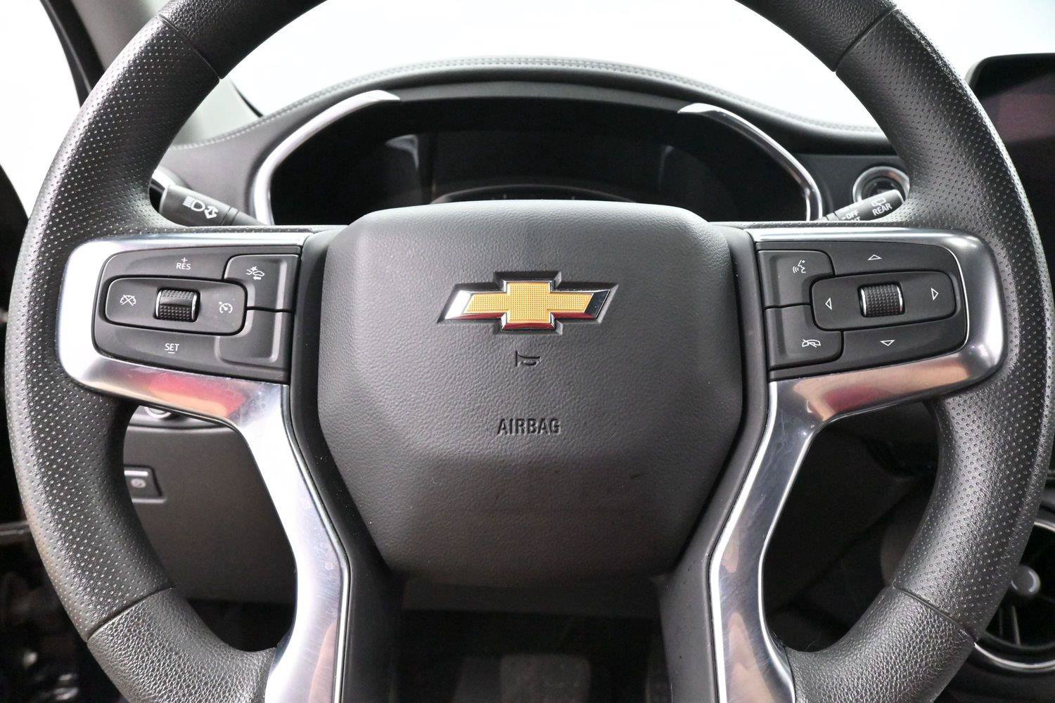 Used 2023 Chevrolet Blazer LT w/ Convenience Package FWD image 19