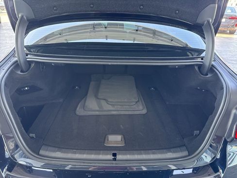 Used 2023 BMW 530e w/ Executive Package image 22