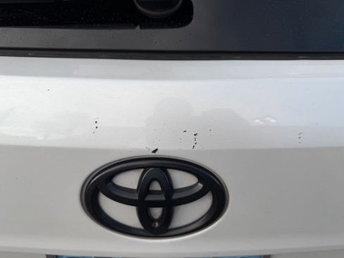 Used 2024 Toyota Highlander Limited AWD/4WD image 21