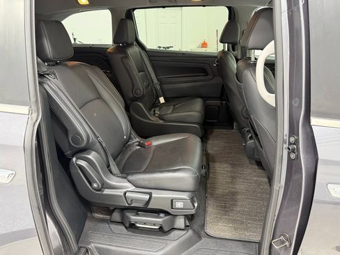 Used 2024 Honda Odyssey Touring image 31
