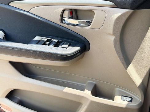 Used 2018 Honda Pilot EX-L image 15