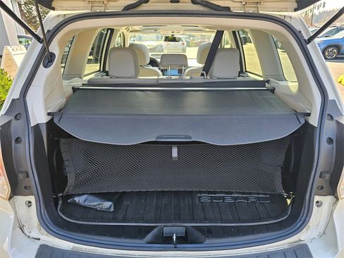 Used 2017 Subaru Forester 2.5i Limited w/ Popular Package #2 image 14