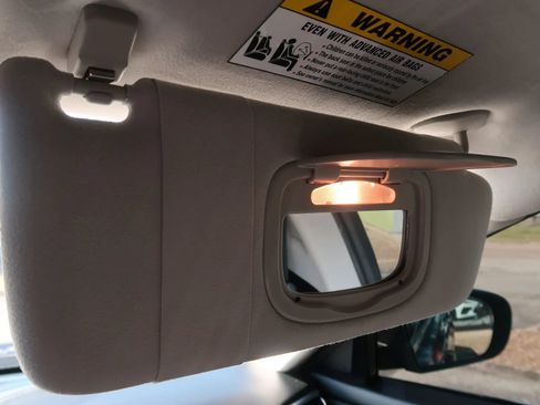 Used 2017 Maserati Ghibli image 39