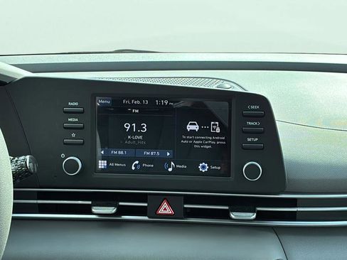 New 2026 Hyundai Elantra SE FWD image 18