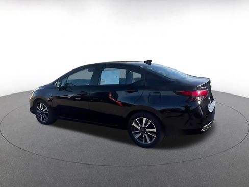 Used 2025 Nissan Versa SV image 10