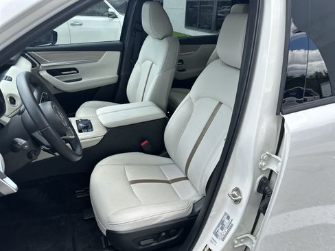 Used 2026 MAZDA CX-90 Plug-In Hybrid w/ Premium Plus AWD/4WD image 3