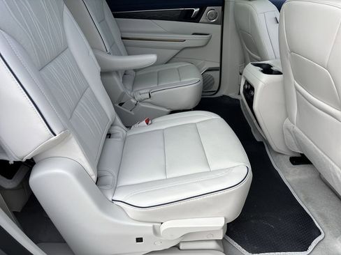 New 2026 Buick Enclave Avenir w/ Super Cruise Package image 28