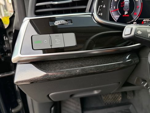 Used 2020 Audi Q8 Premium Plus w/ Premium Plus Package image 23