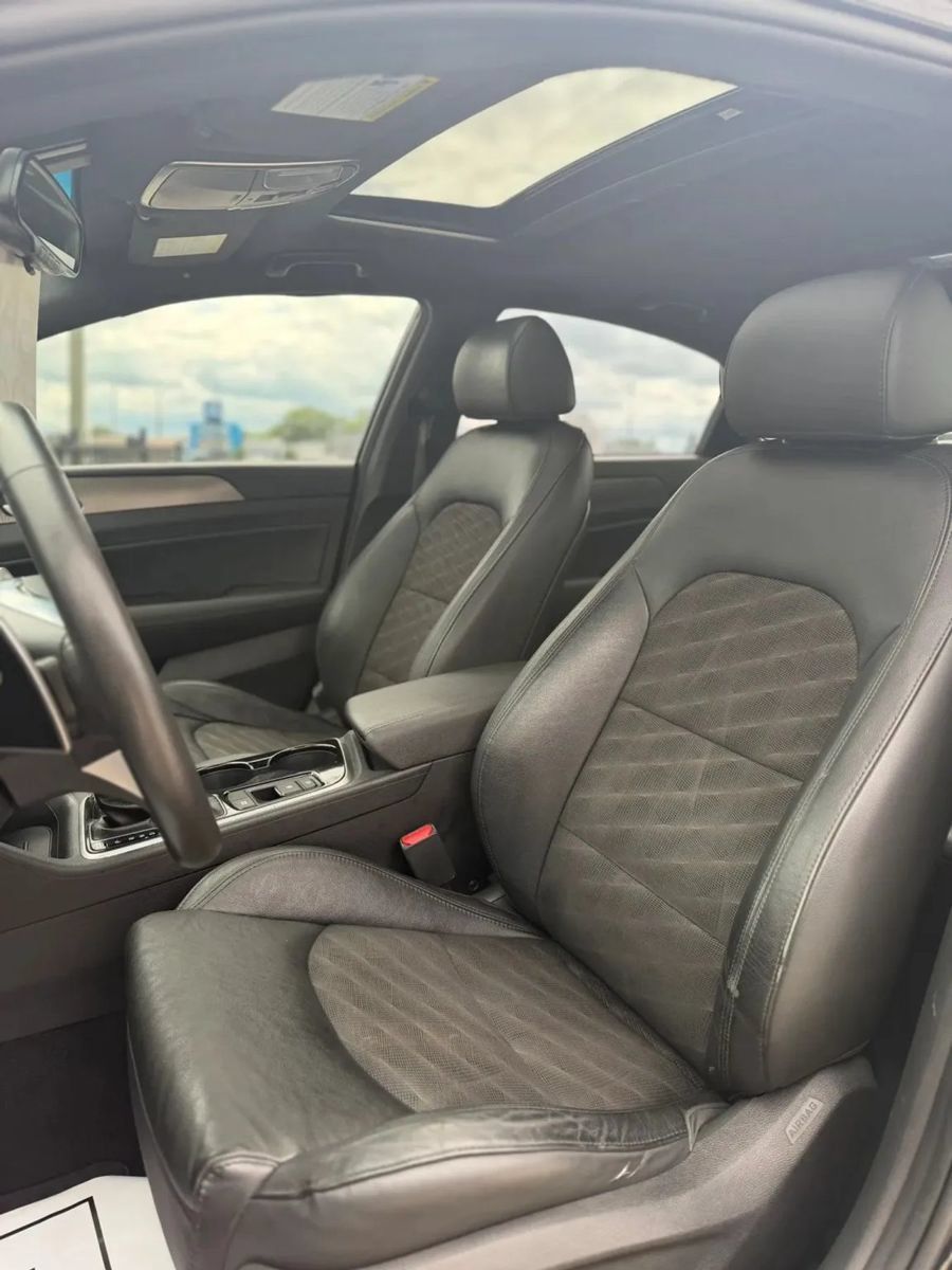 Used 2019 Hyundai Sonata Sport w/ Tech Package 03 FWD image 11