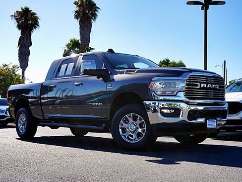 Used 2023 RAM 3500 Laramie AWD/4WD image 2
