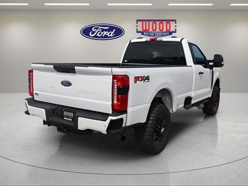 Used 2023 Ford F250 XL w/ STX Appearance Package AWD/4WD image 3