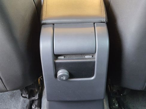 Used 2016 Volvo V60 T5 Premier image 44