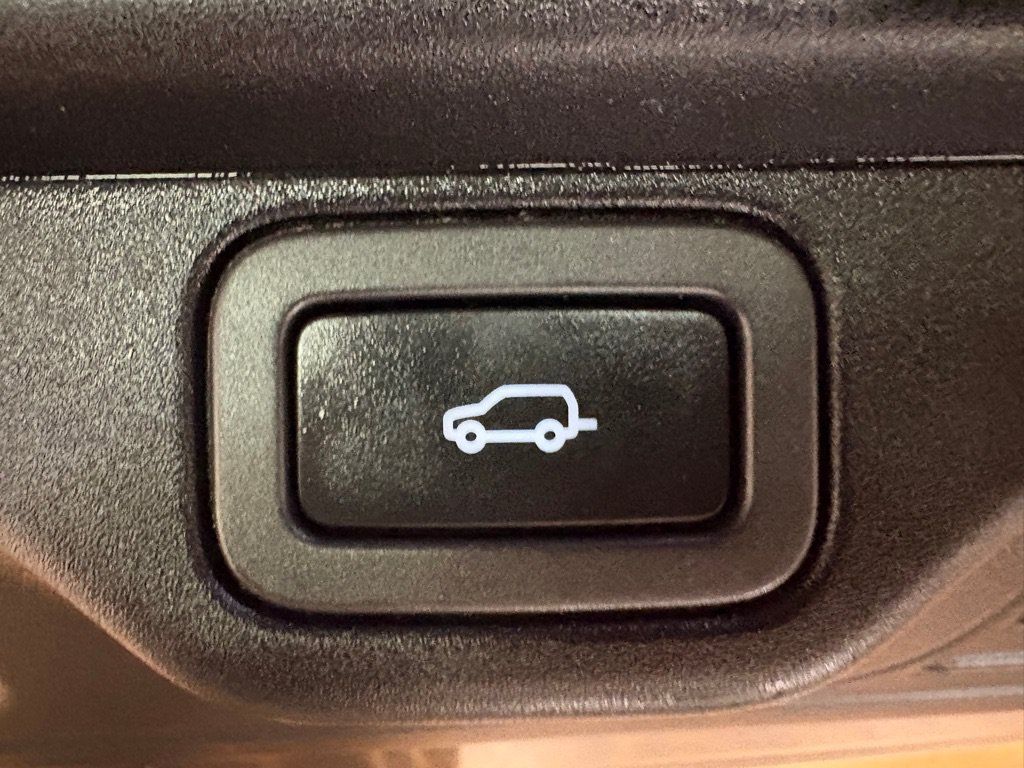 Used 2019 Land Rover Range Rover HSE AWD/4WD image 35