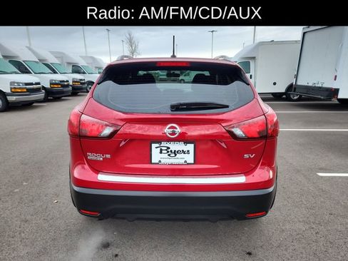 Used 2017 Nissan Rogue Sport SV image 8