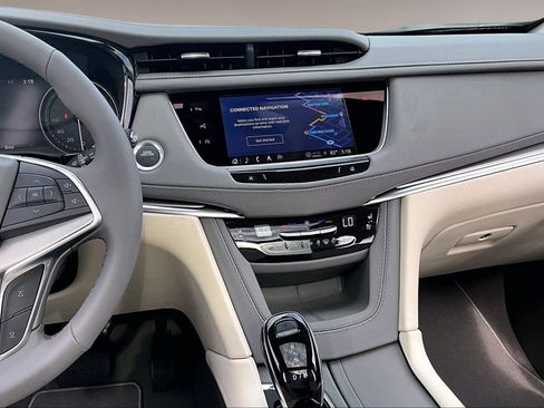 New 2026 Cadillac XT5 Premium Luxury w/ Driver Assist Package AWD/4WD image 7