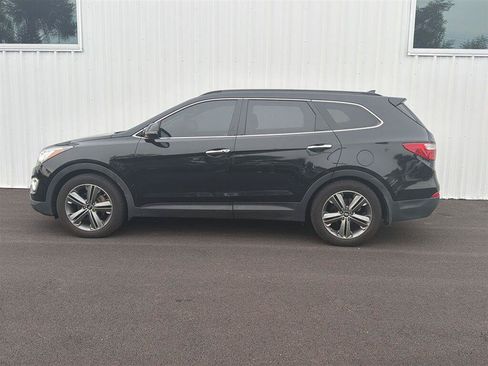 Used 2016 Hyundai Santa Fe Limited w/ Option Group 04 AWD/4WD image 5