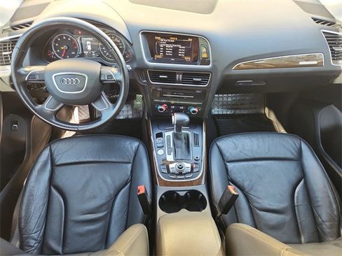Used 2015 Audi Q5 2.0T Premium Plus w/ Technology Package image 21