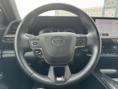 Used 2024 Toyota Crown XLE image 24