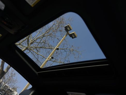 Used 2015 BMW M235i Coupe image 25