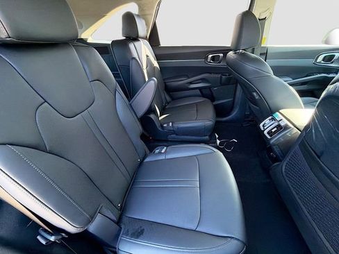 New 2026 Kia Sorento EX FWD image 29
