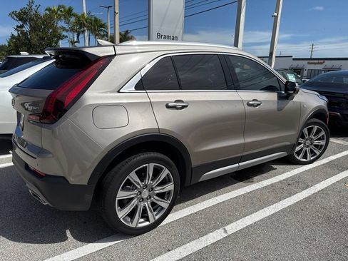 Used 2023 Cadillac XT4 Premium Luxury w/ Enhanced Visibility Package FWD image 8