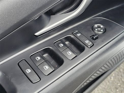 Used 2021 Hyundai Elantra SEL w/ Convenience Package image 31