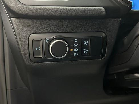 Used 2024 Ford Escape Active w/ Cold Weather Package FWD image 22