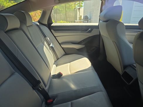 Used 2020 Honda Accord LX image 8