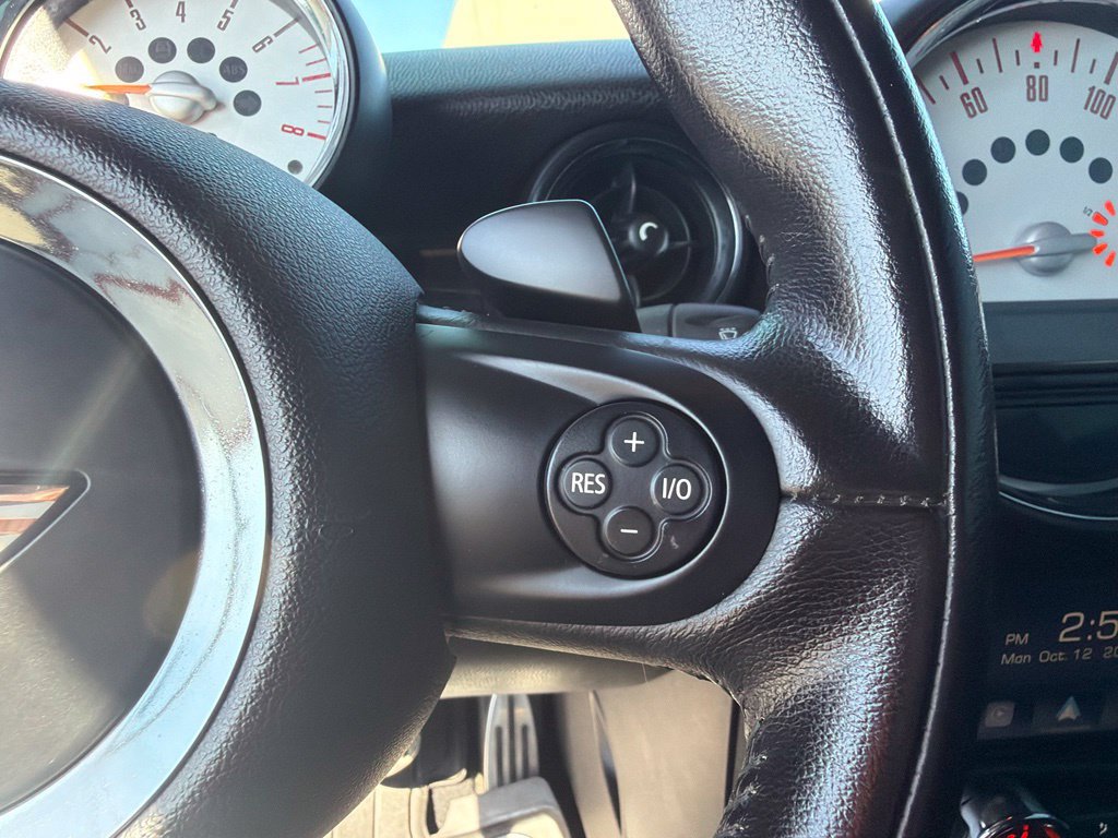 Used 2011 MINI Cooper S FWD image 28