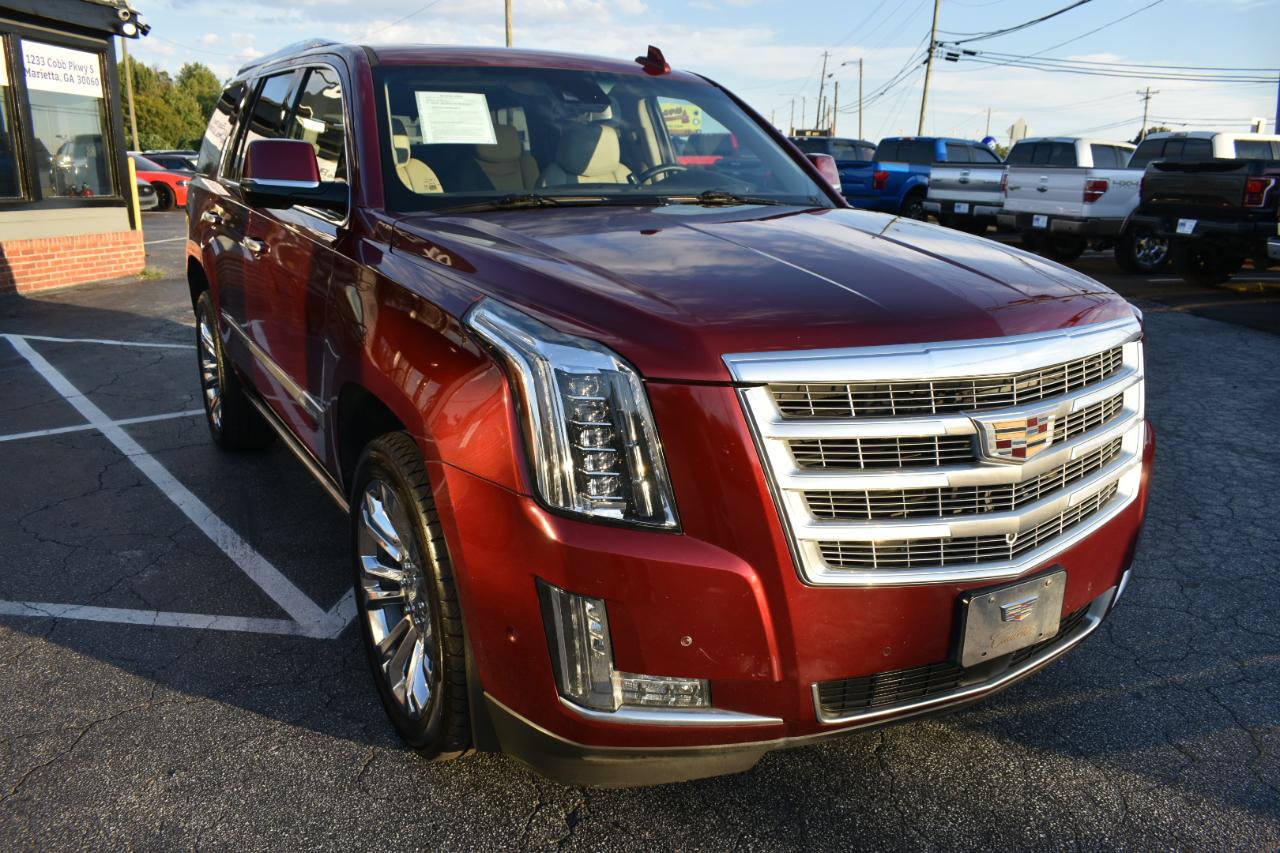 Used 2018 Cadillac Escalade Premium Luxury w/ LPO, Radiant Package AWD/4WD image 4