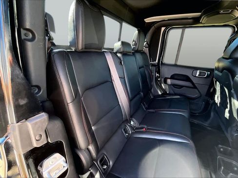 Used 2020 Jeep Gladiator Rubicon AWD/4WD image 19
