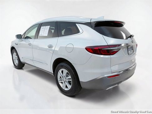 Used 2019 Buick Enclave Essence FWD image 7