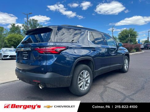 Used 2023 Chevrolet Traverse LT AWD/4WD image 9