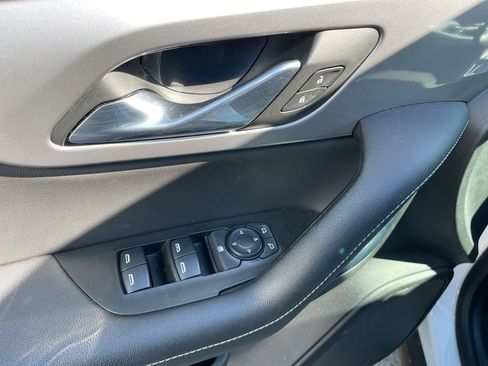 Used 2024 Chevrolet Blazer LT image 6