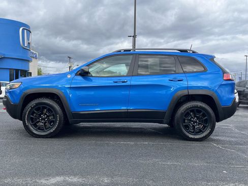 Used 2020 Jeep Cherokee Trailhawk AWD/4WD image 10