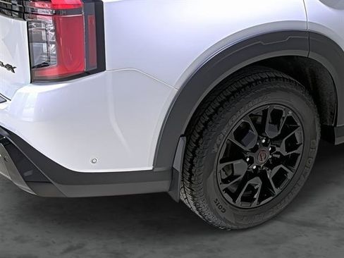 Used 2025 Nissan Armada PRO-4X AWD/4WD image 13