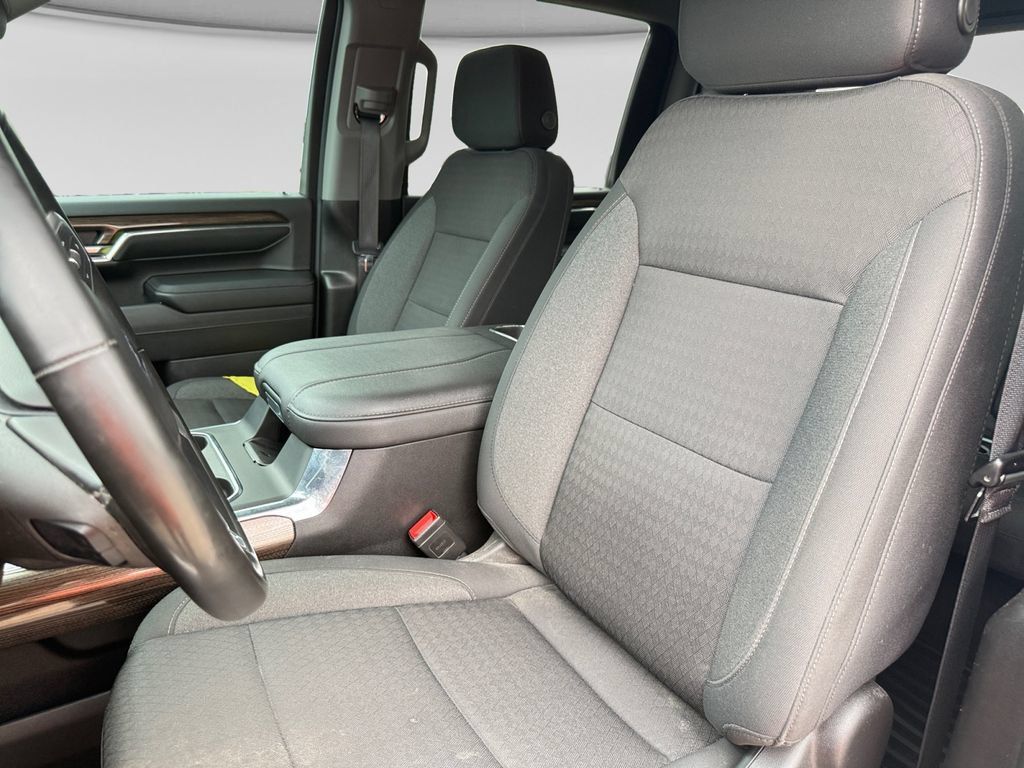 Used 2024 Chevrolet Silverado 2500 LT w/ Z71 Sport Edition AWD/4WD image 21