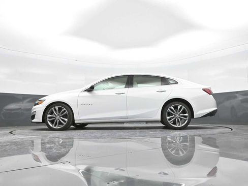 Used 2024 Chevrolet Malibu LT image 40