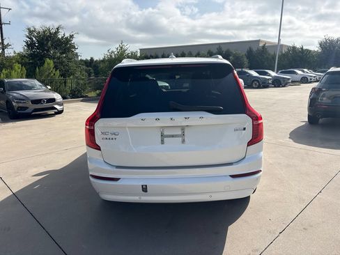 Used 2023 Volvo XC90 B5 Core w/ Protection Package Premier AWD/4WD image 6