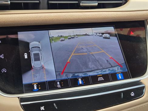 Used 2024 Cadillac XT5 Premium Luxury w/ Platinum Package FWD image 25