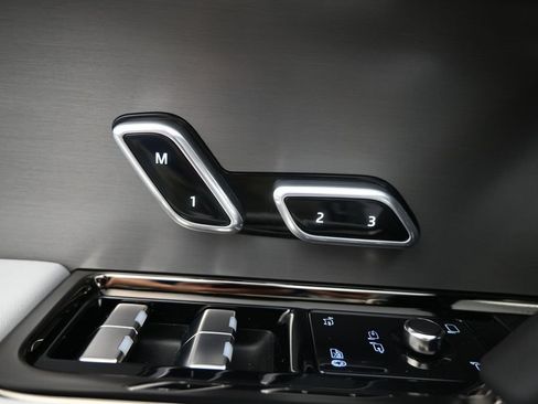 New 2027 Land Rover Range Rover Sport SE AWD/4WD image 23
