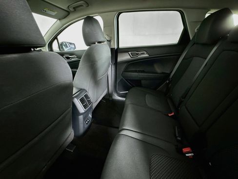 Used 2026 Kia Sportage LX FWD image 23