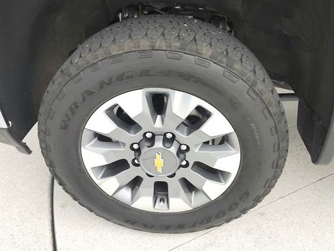 Used 2024 Chevrolet Silverado 2500 LT w/ Texas Edition AWD/4WD image 32